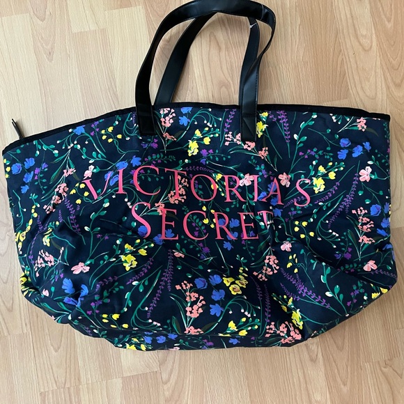 Victoria's Secret Handbags - Victoria Secret Overnight Duffel Bag NEw